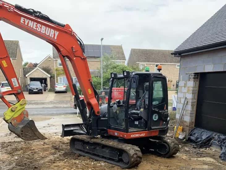 Introducing Eynesbury Plant Hire