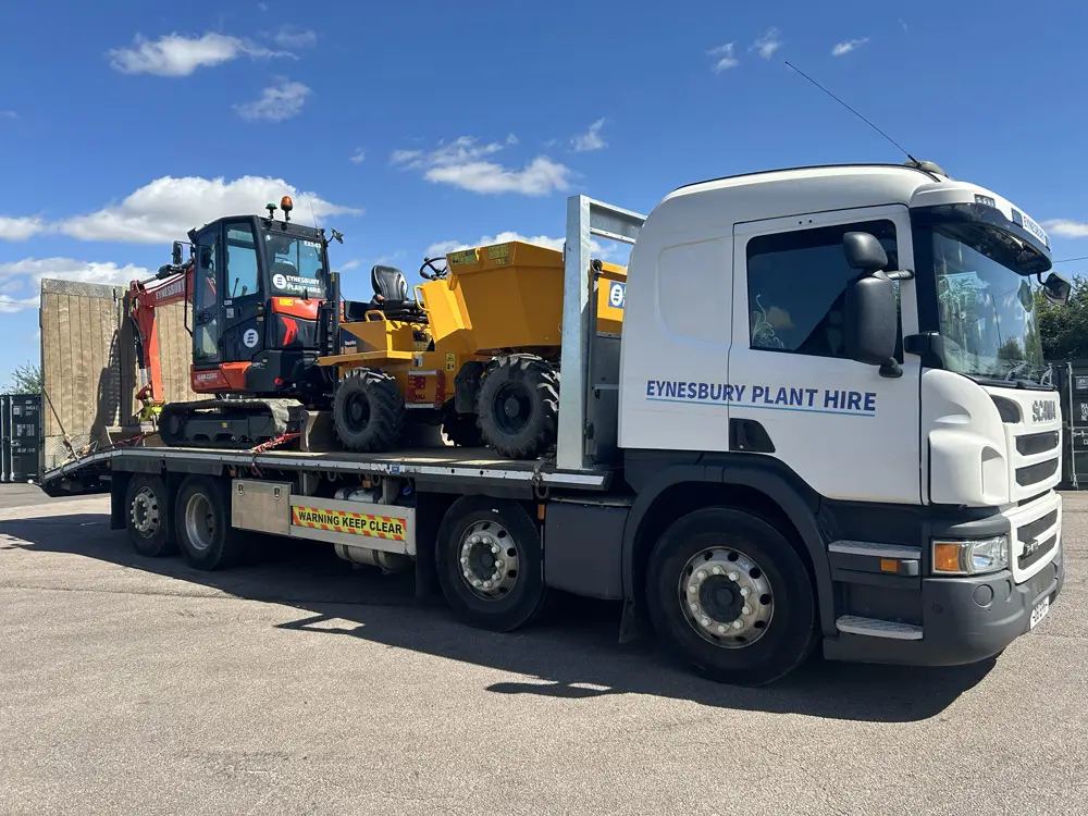 Flatbed Lorry Hire Image of a Flatbed Lorry Hire from Eynesbury Plant Hire Transport services in St Neots